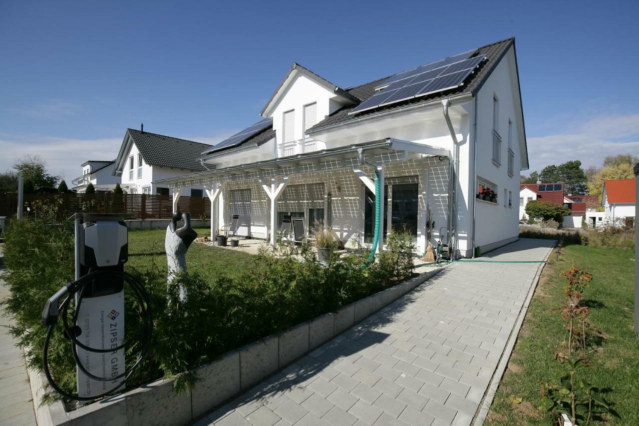 Hotel Am Baronenwald Goeppingen Exterior photo